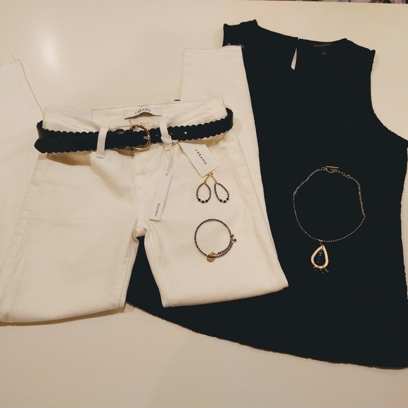 Meet your Posher - Picture 8 of 13